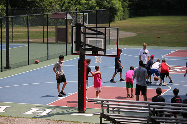 Sports nutrition and wellness summer camps